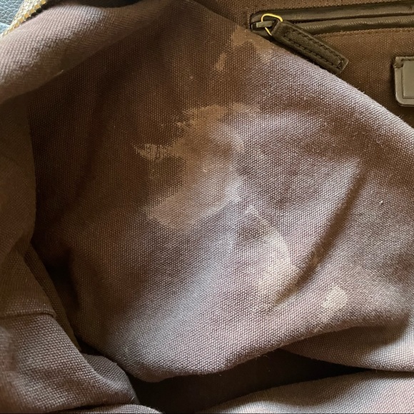 Yves Saint Laurent Gold Volcano Easy Tote Bag - Picture 11 of 12